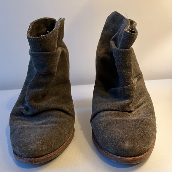 Splendid Olive Green Rouched Suede Booties - Picture 4 of 16